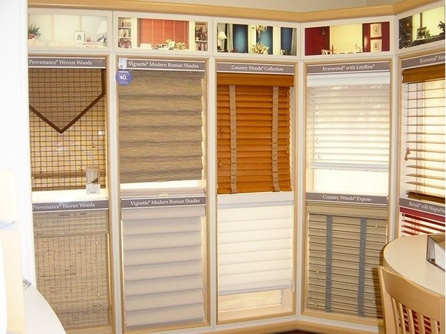 Hunter Douglas Dealer Image